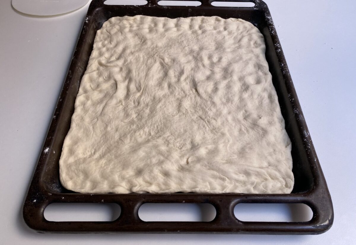 Pizza al taglio. Una receta ideal para compartir y disfrutar