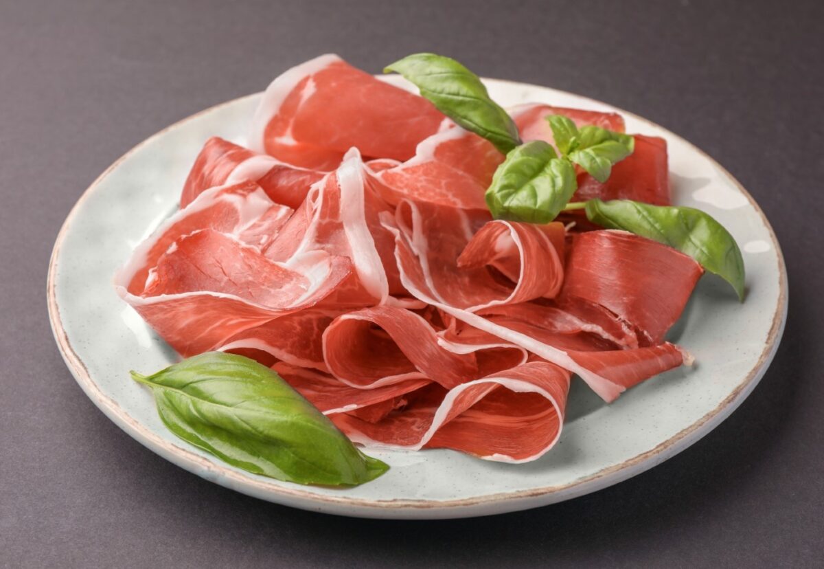 ¿Tu jamón tiene puntitos blancos? Esto es lo que significan