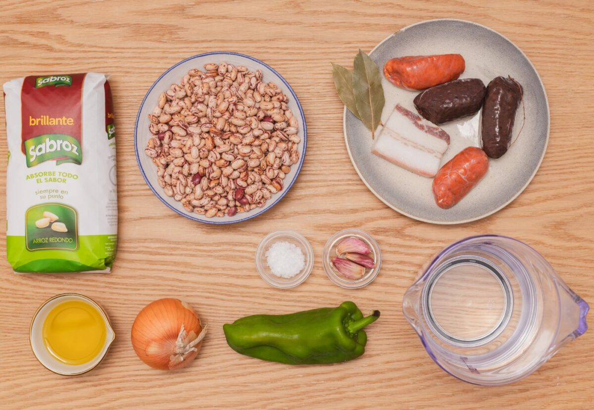 Judías pintas con arroz