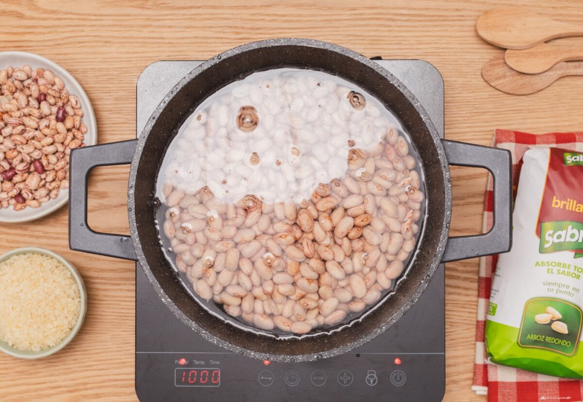 Judías pintas con arroz