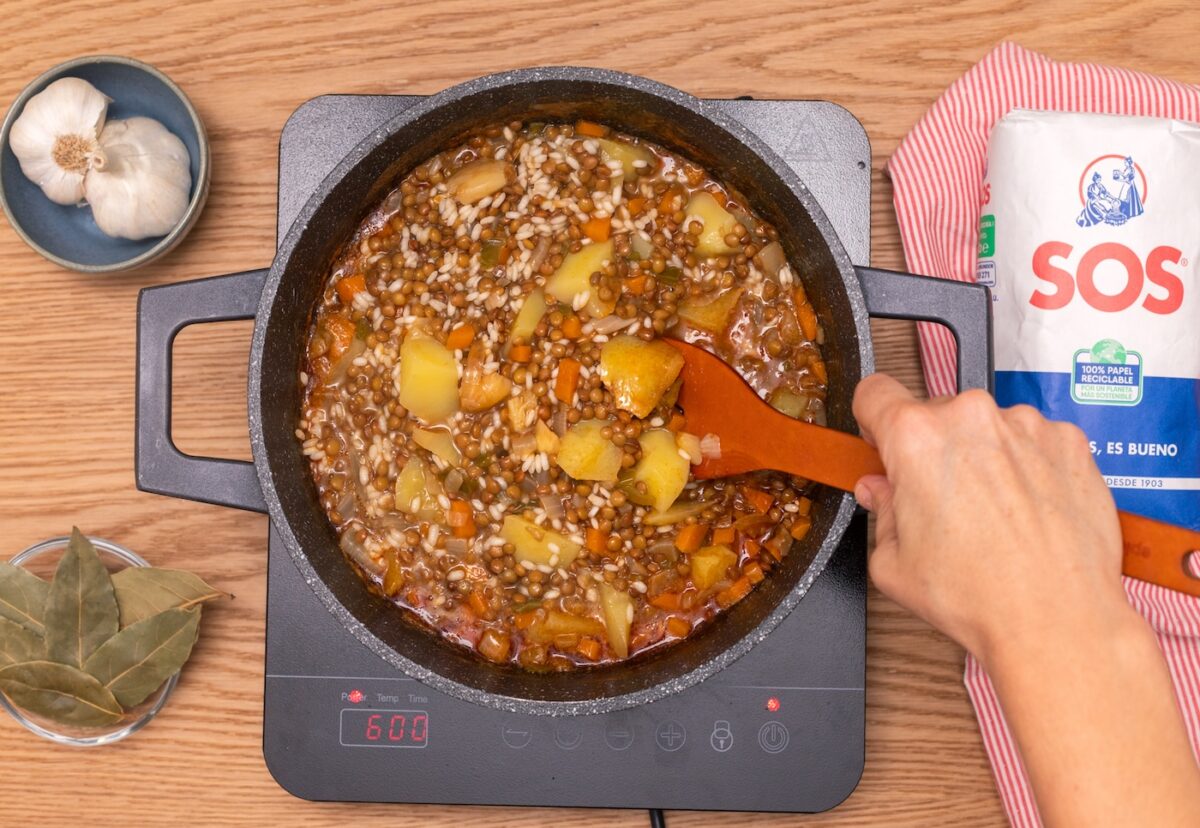 Lentejas con arroz. Una receta perfecta y muy nutritiva