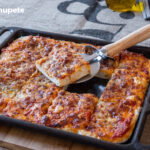 Pizza al taglio. Una receta ideal para compartir y disfrutar