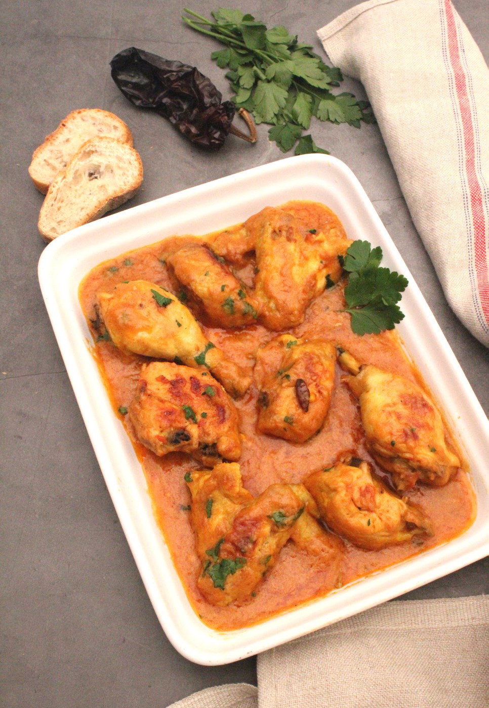 Pollo al batzoki. La receta de la Marquesa de Parabere
