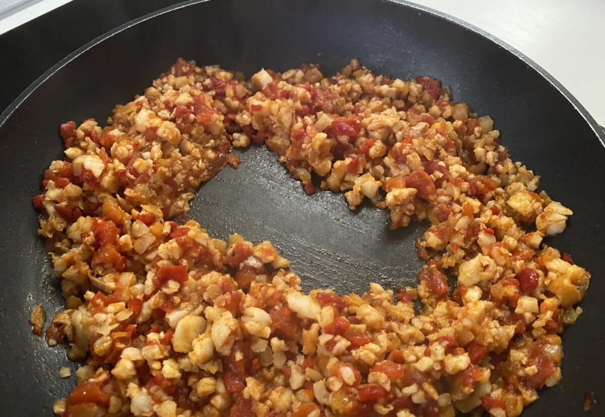 Pudin de merluza y gambas paso a paso