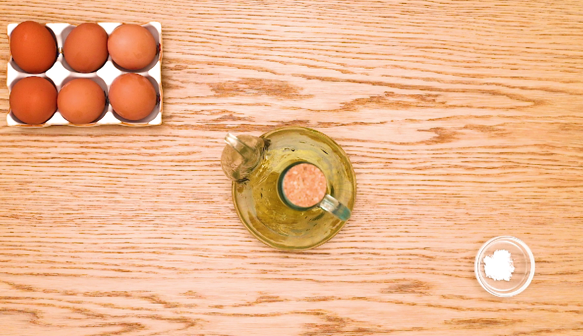 Tortilla de patatas y espinacas. Una receta riquísima y muy sencilla
