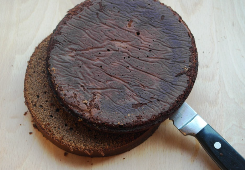 Tarta Sacher de chocolate. La receta clásica y auténtica, entre las mejores del mundo
