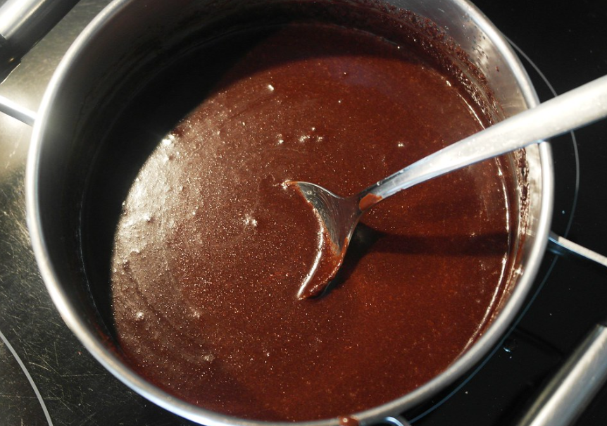 Tarta Sacher de chocolate. La receta clásica y auténtica, entre las mejores del mundo
