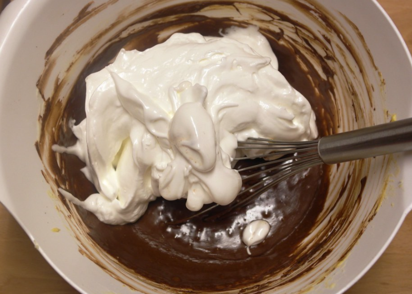 Tarta Sacher de chocolate. La receta clásica y auténtica, entre las mejores del mundo