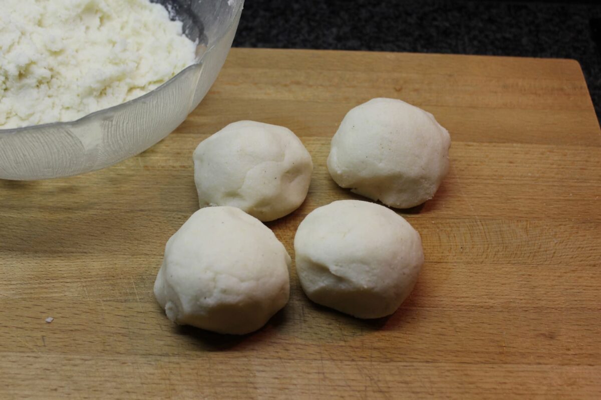 arepas colombianas pollo aguacate y plátano paso 10