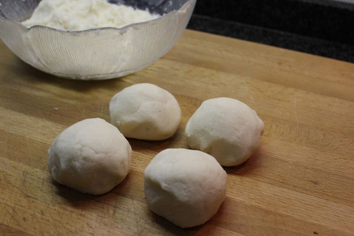 arepas colombianas pollo aguacate y plátano paso 9