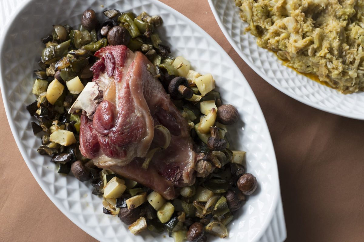 codillo al horno con verduras paso 35