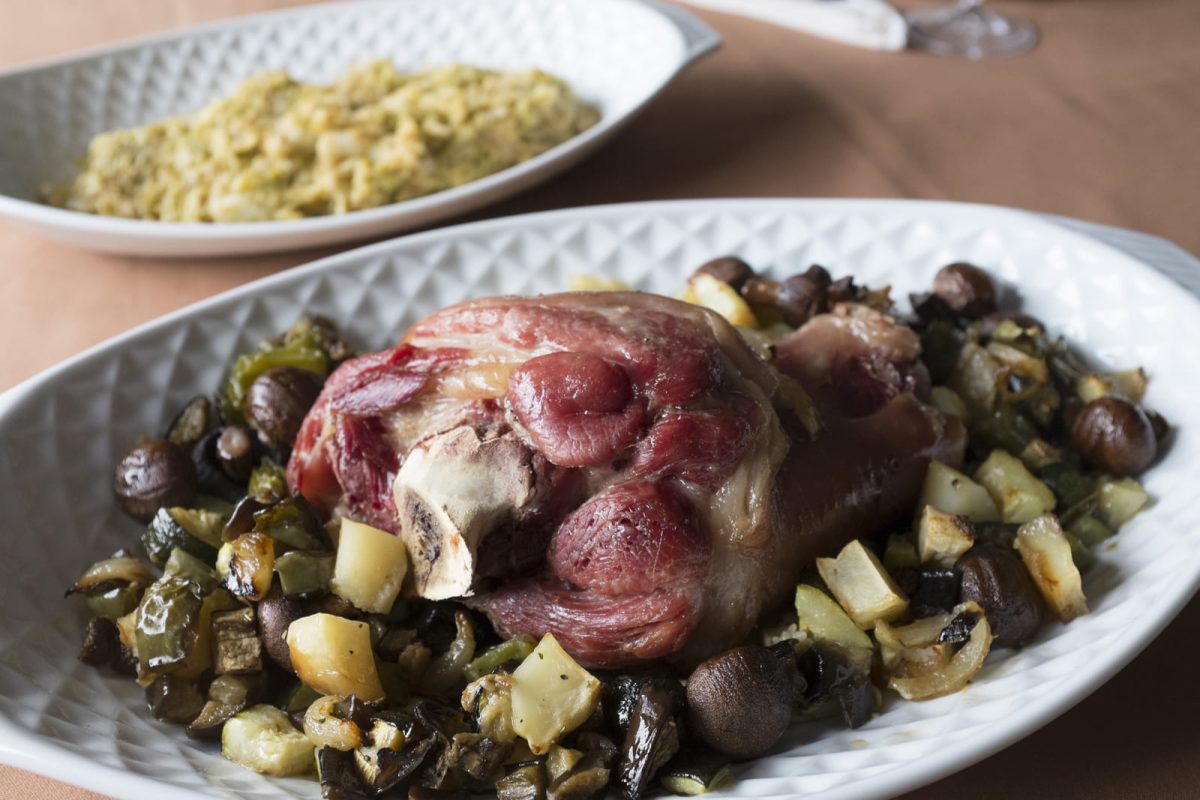 codillo al horno con verduras paso 36