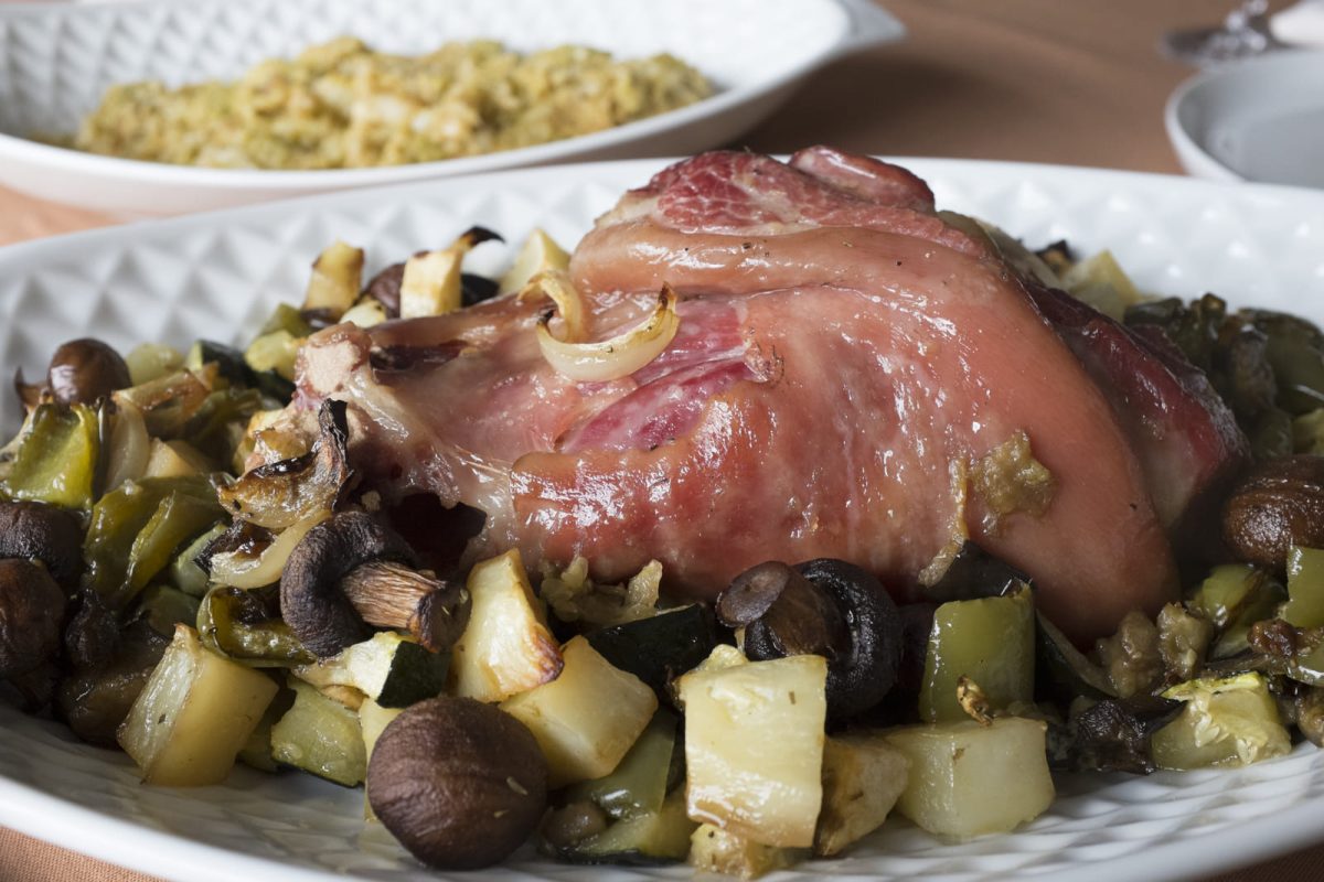 codillo al horno con verduras paso 39
