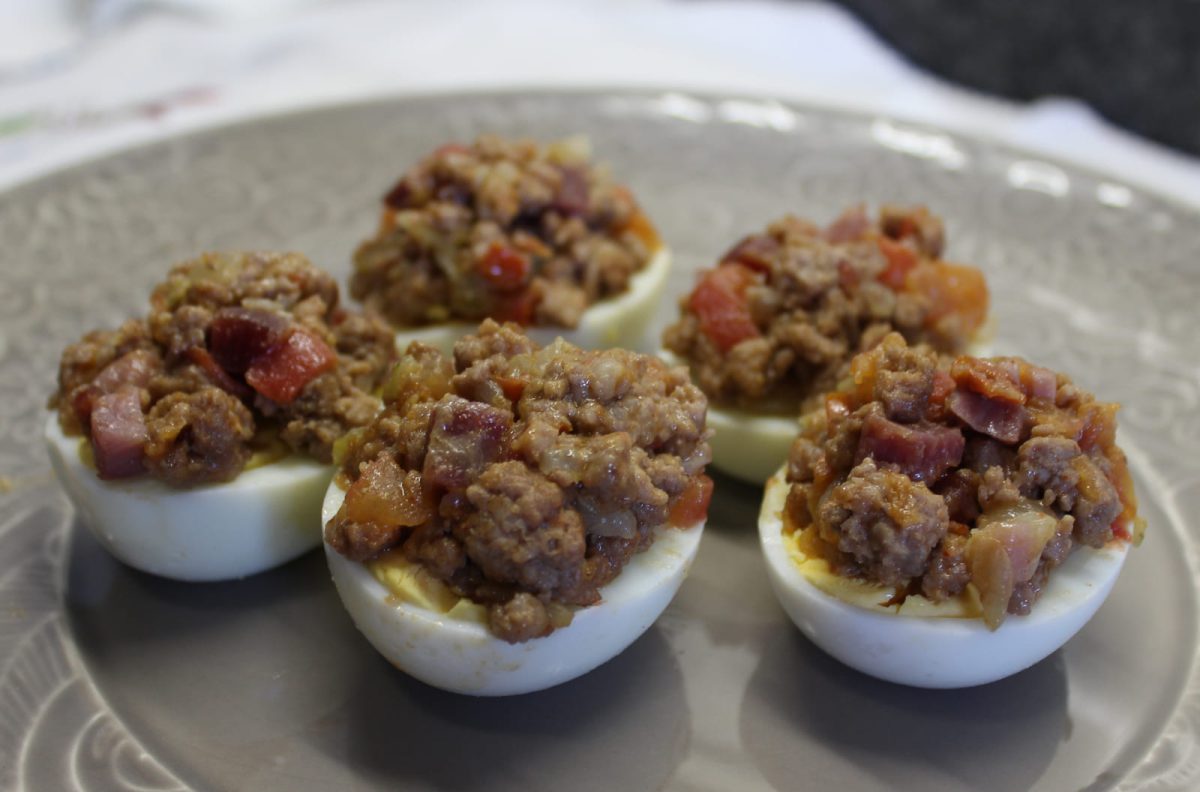 huevos rellenos a la castellana paso 14