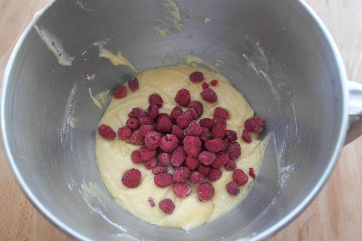 muffins de frambuesas y yogurt paso 7
