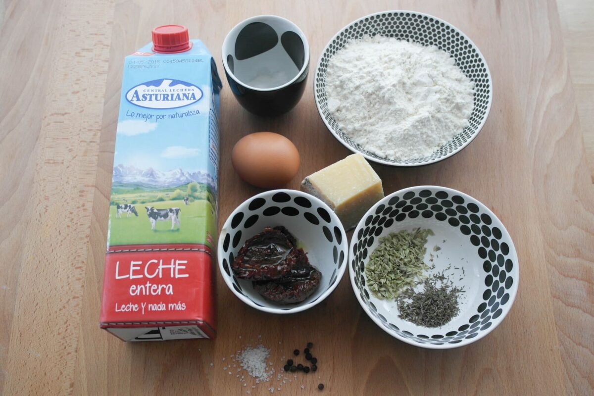 muffins salados con tomate seco paso 1