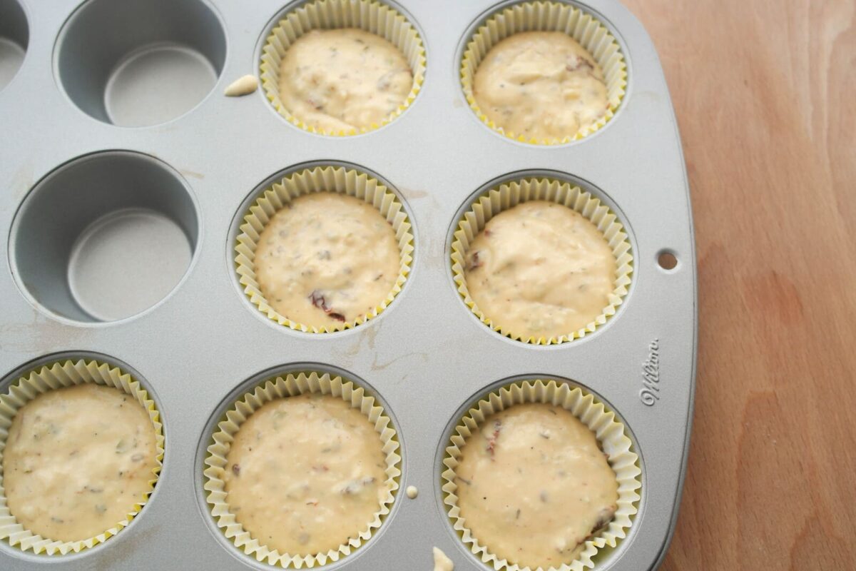 muffins salados con tomate seco paso 9