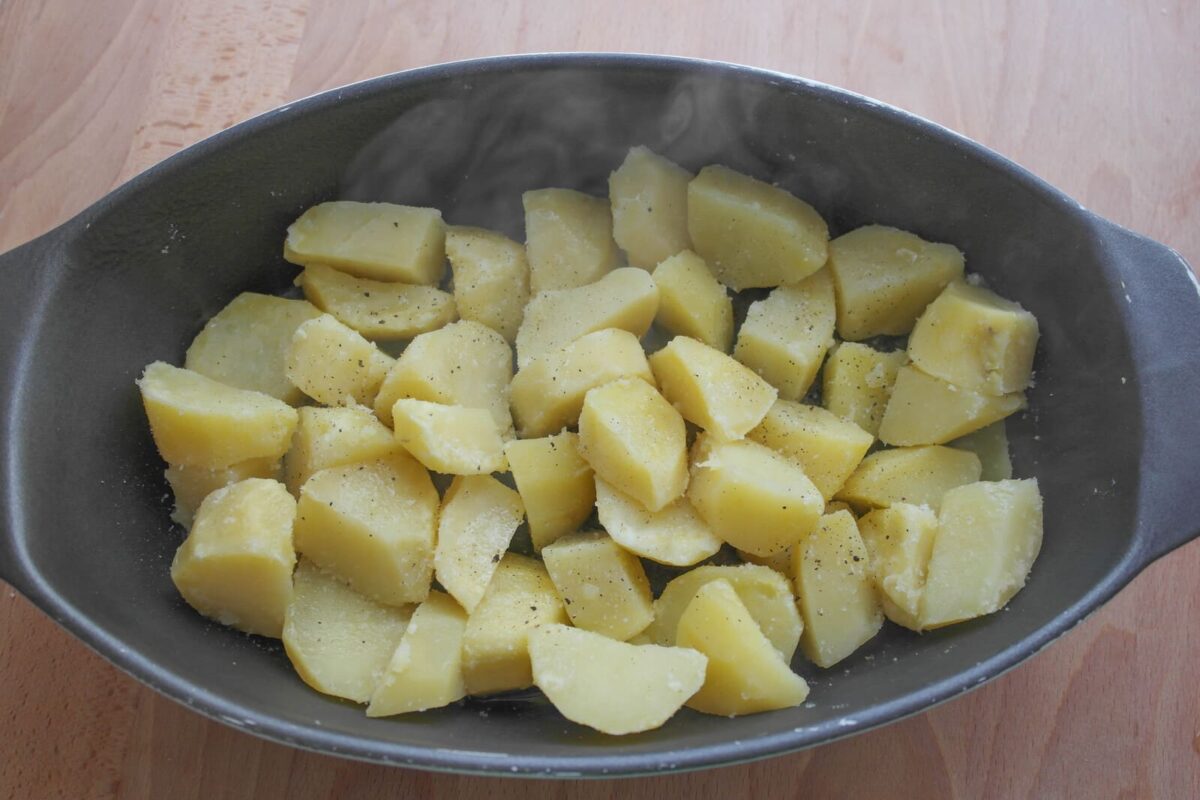 patatas asadas jamier oliver paso 4