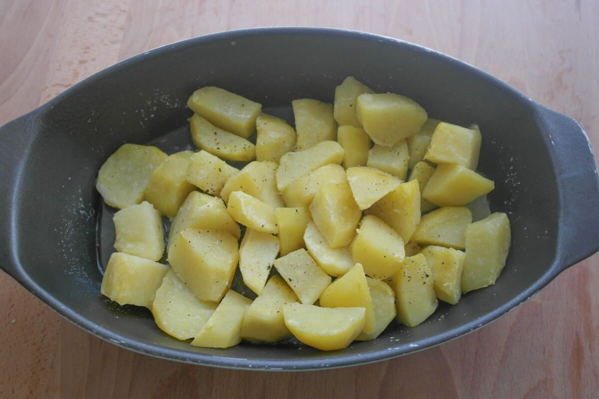 patatas asadas jamier oliver paso 6