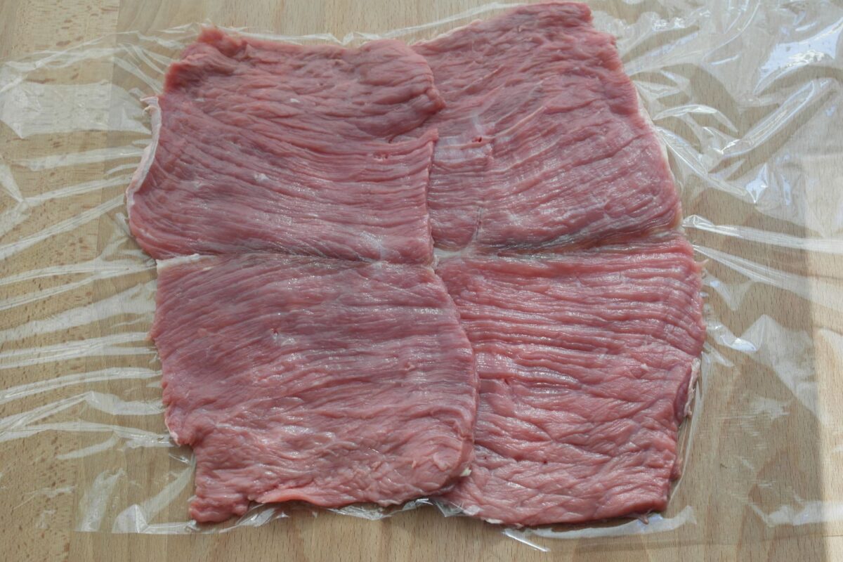 redondo de ternera con jamón y queso paso 7