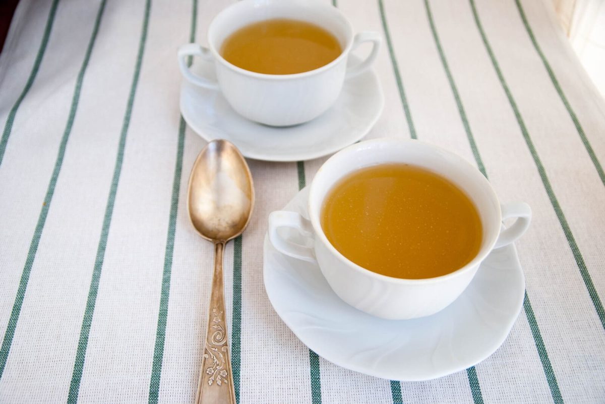 sopa de pollo casera paso 7