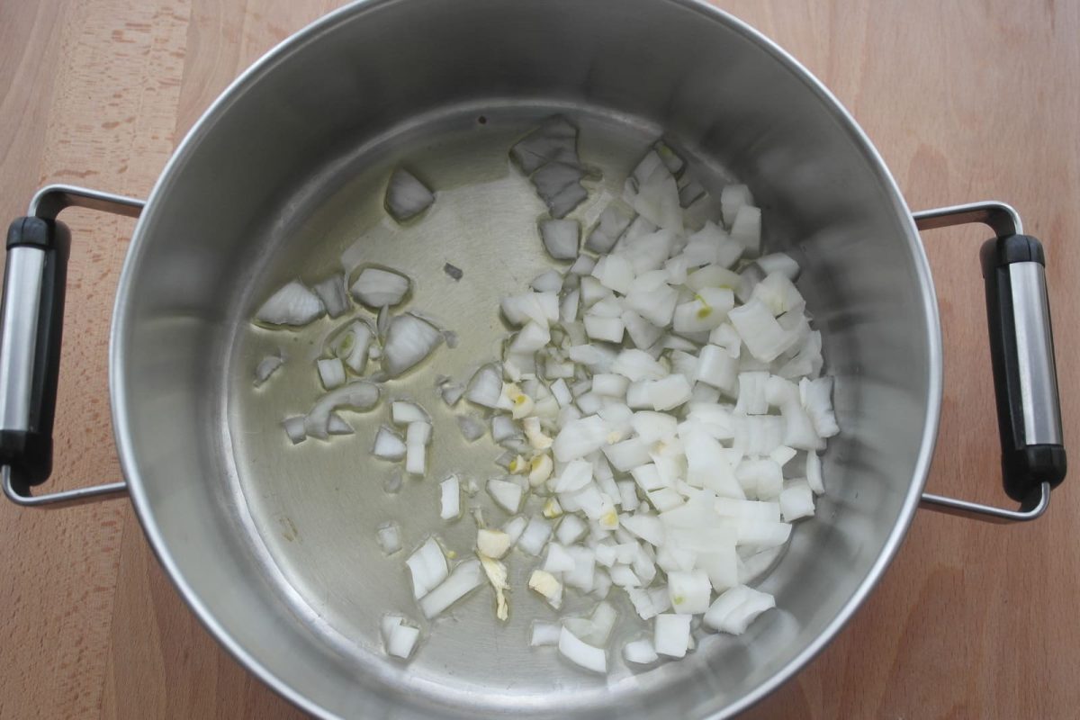 spanakorizo arroz con espinacas receta griega paso 2