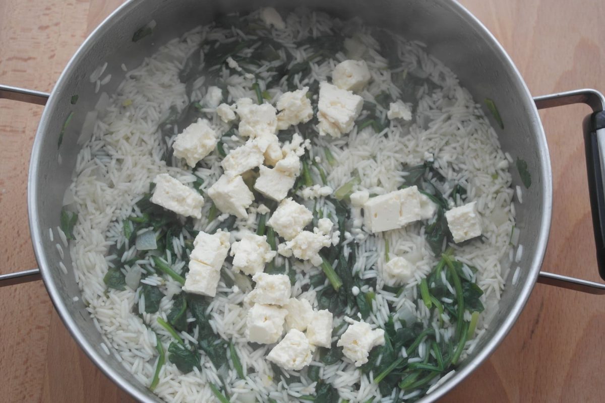spanakorizo arroz con espinacas receta griega paso 8