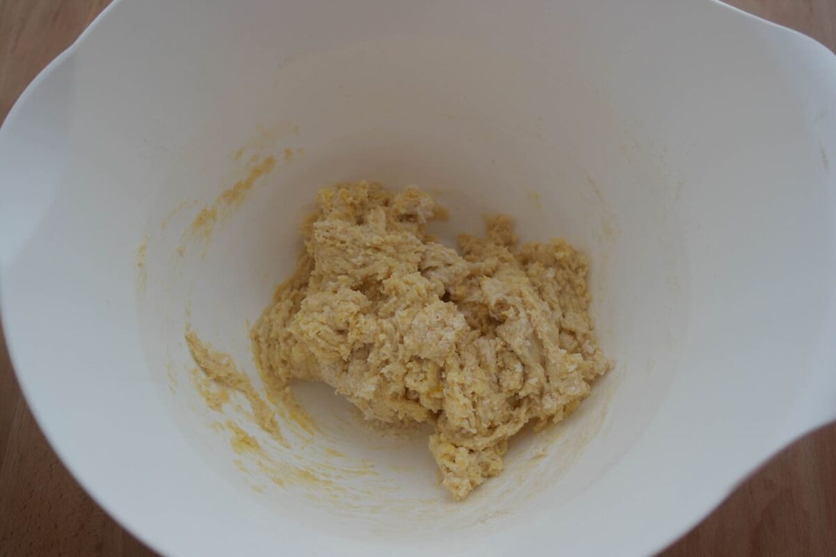 xuxos o pepitos rellenos de crema paso 5
