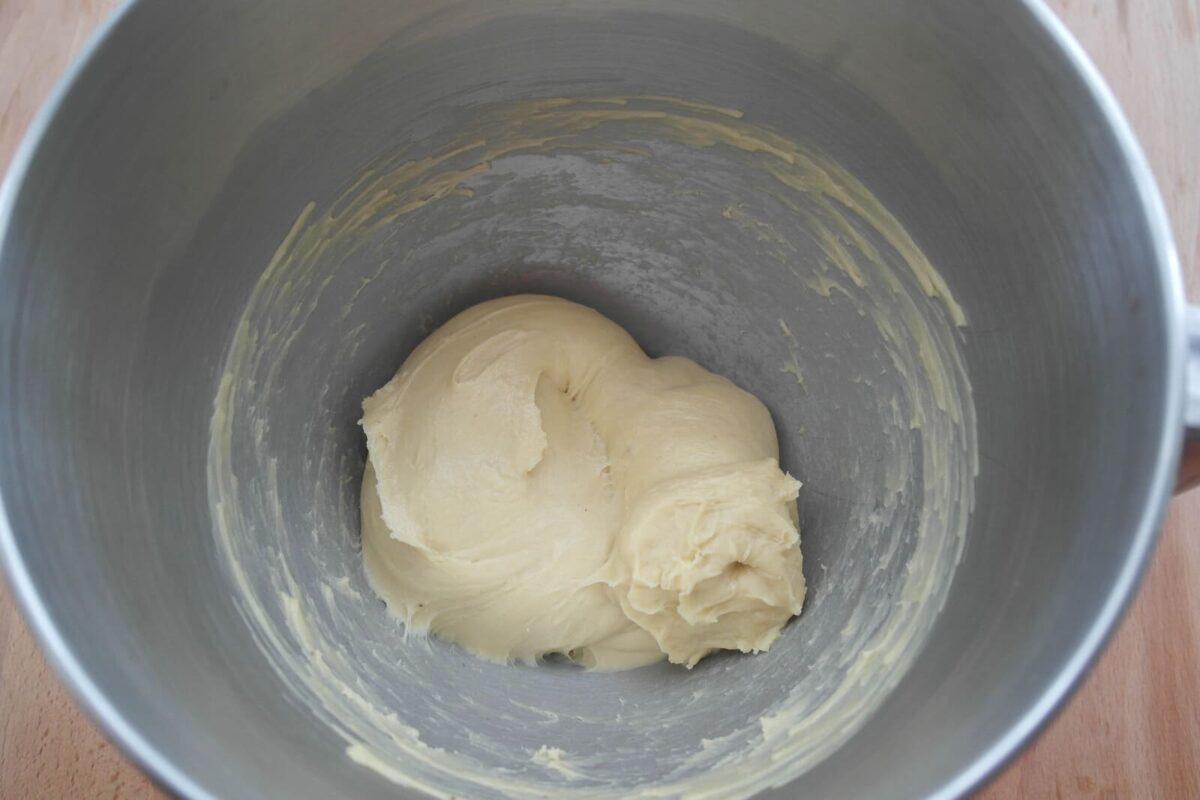 xuxos o pepitos rellenos de crema paso 6