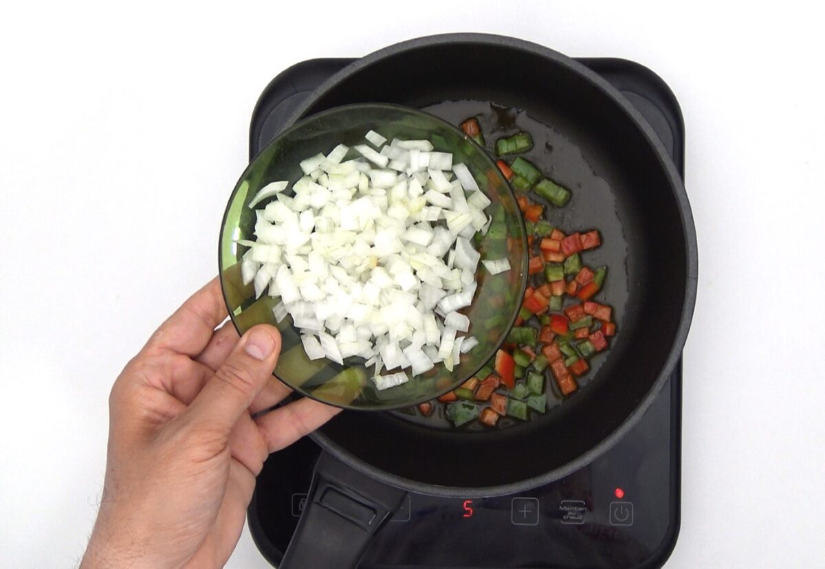 Arroz empedrado. Una receta tradicional de Valencia con bacalao