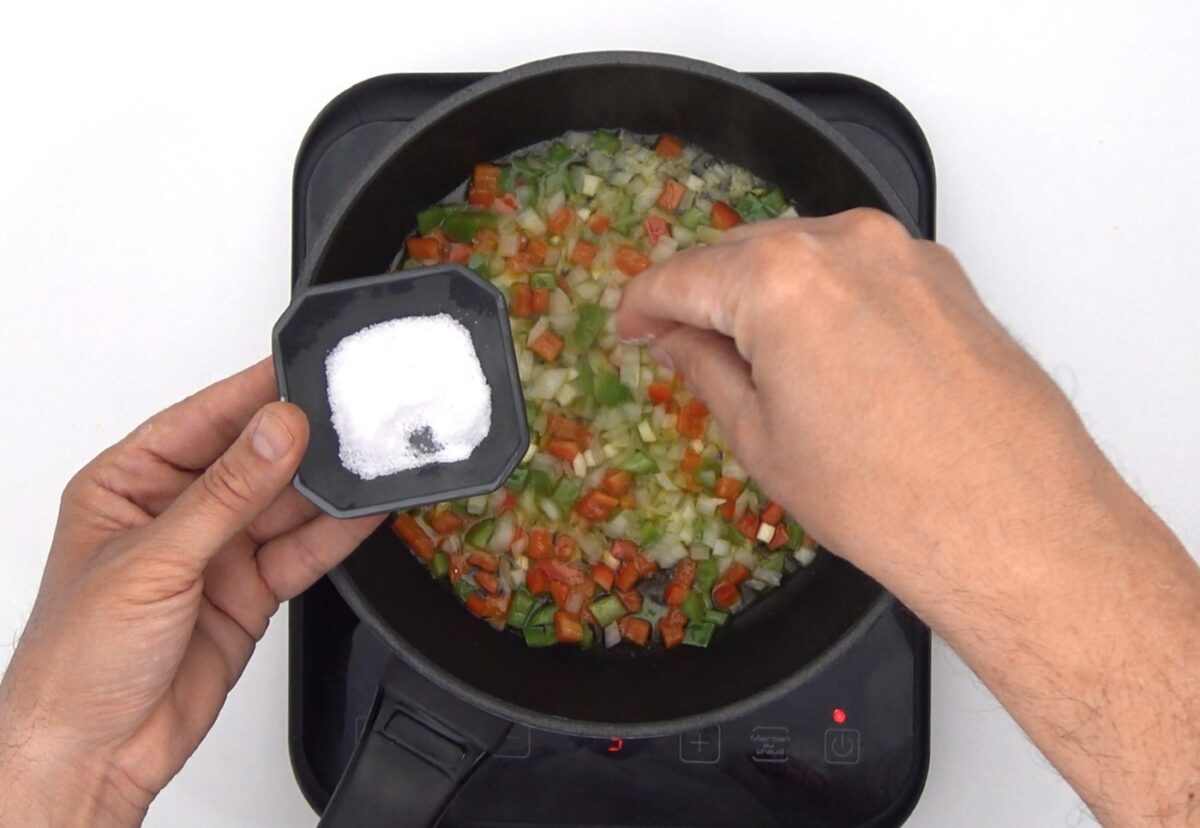 Arroz empedrado. Una receta tradicional de Valencia con bacalao