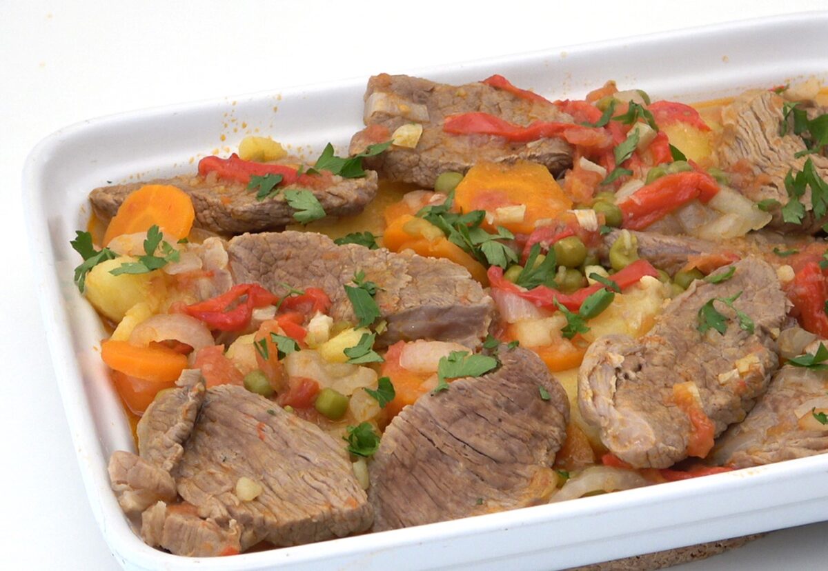 Bifés a la criolla. Receta fácil y tradicional argentina