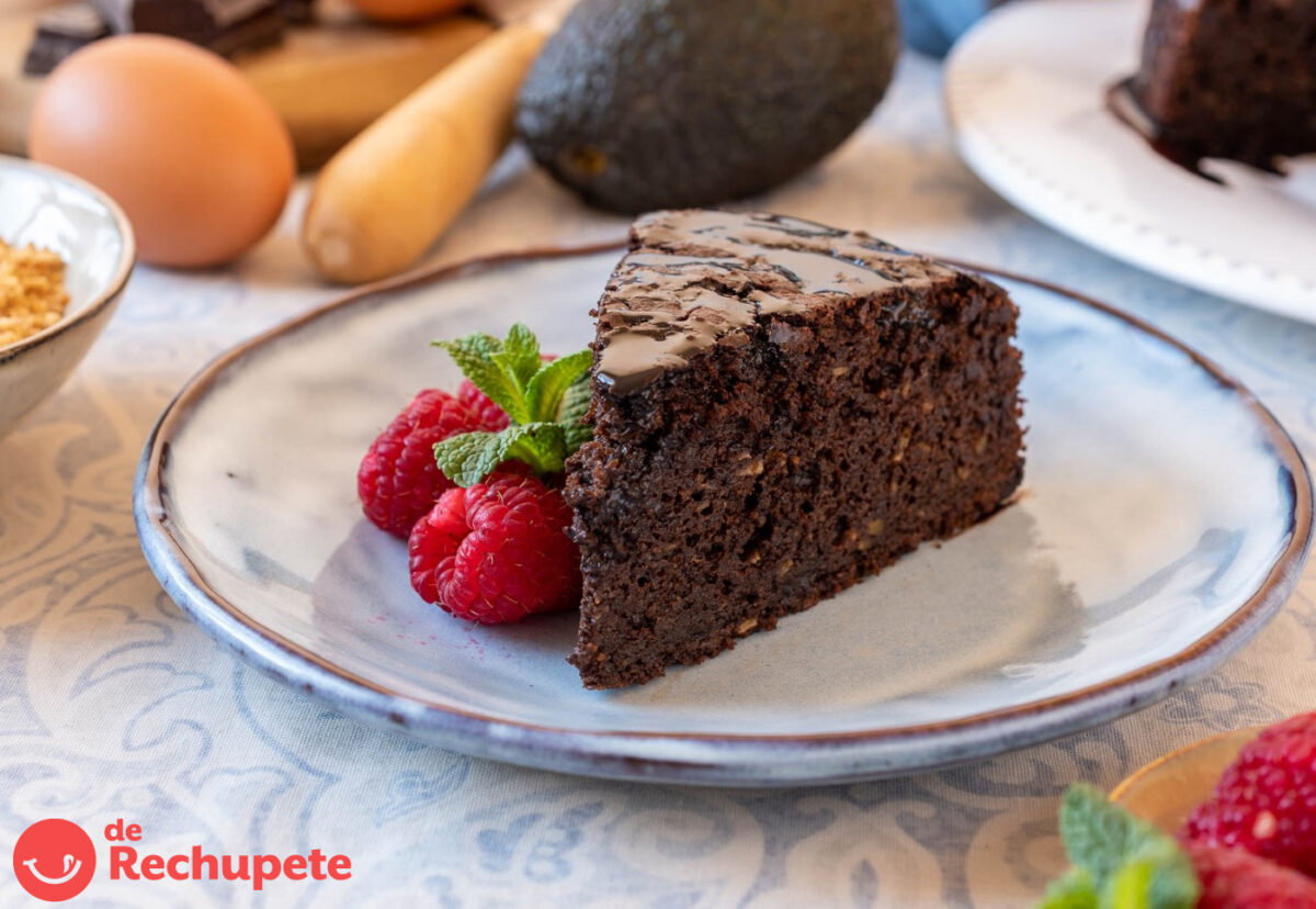 Bizcocho de chocolate y aguacate. Una receta paso a paso