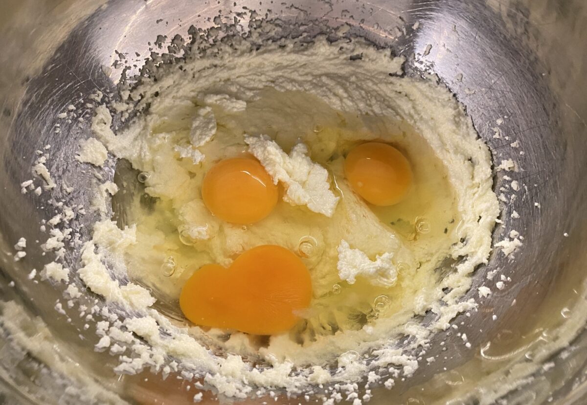 Bizcocho de leche de coco. Un postre delicioso paso a paso