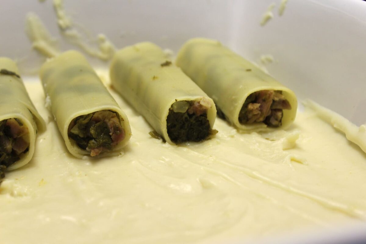 Canelones de lacón con grelos paso 12
