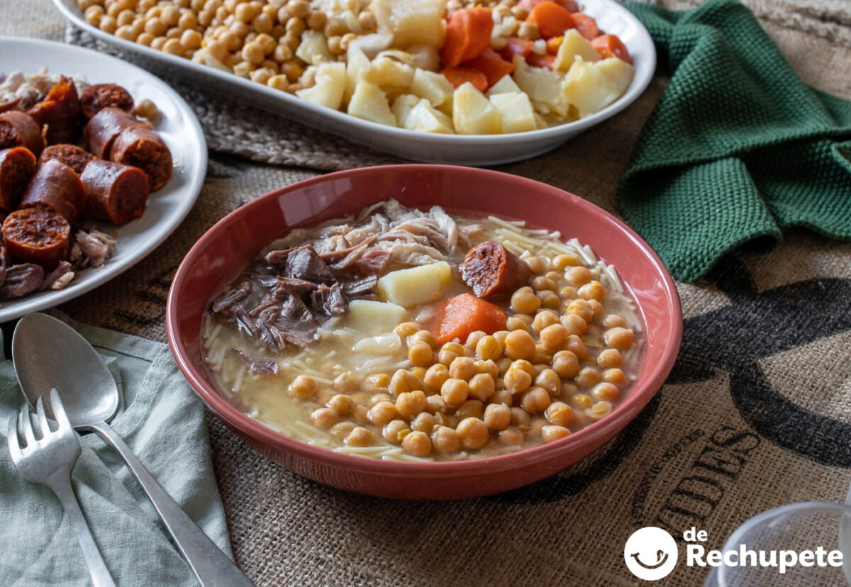 Cocido de garbanzos. El cocido clásico que triunfa en toda España