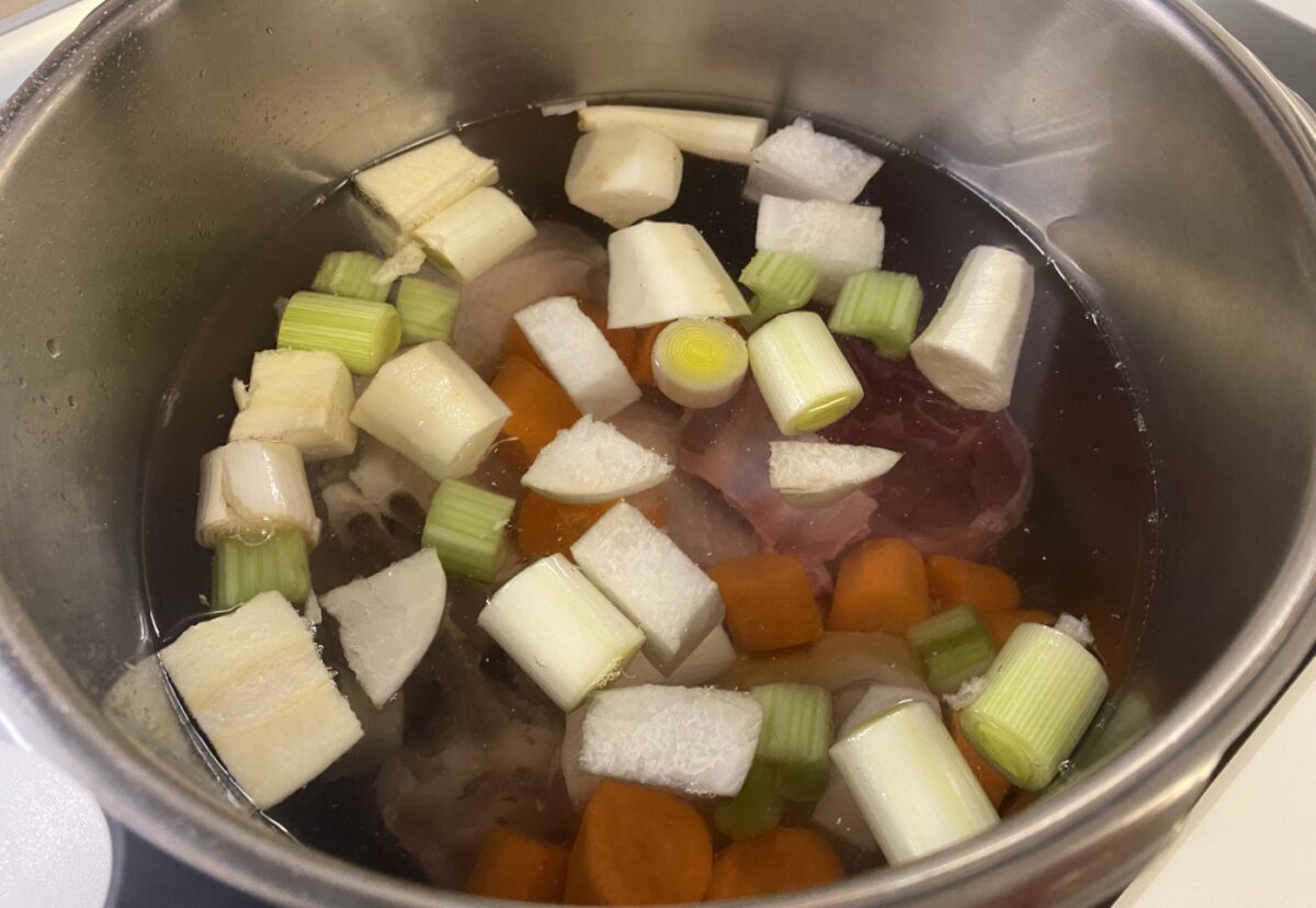 Cocido de pelotas. Una receta popular levantina paso a paso