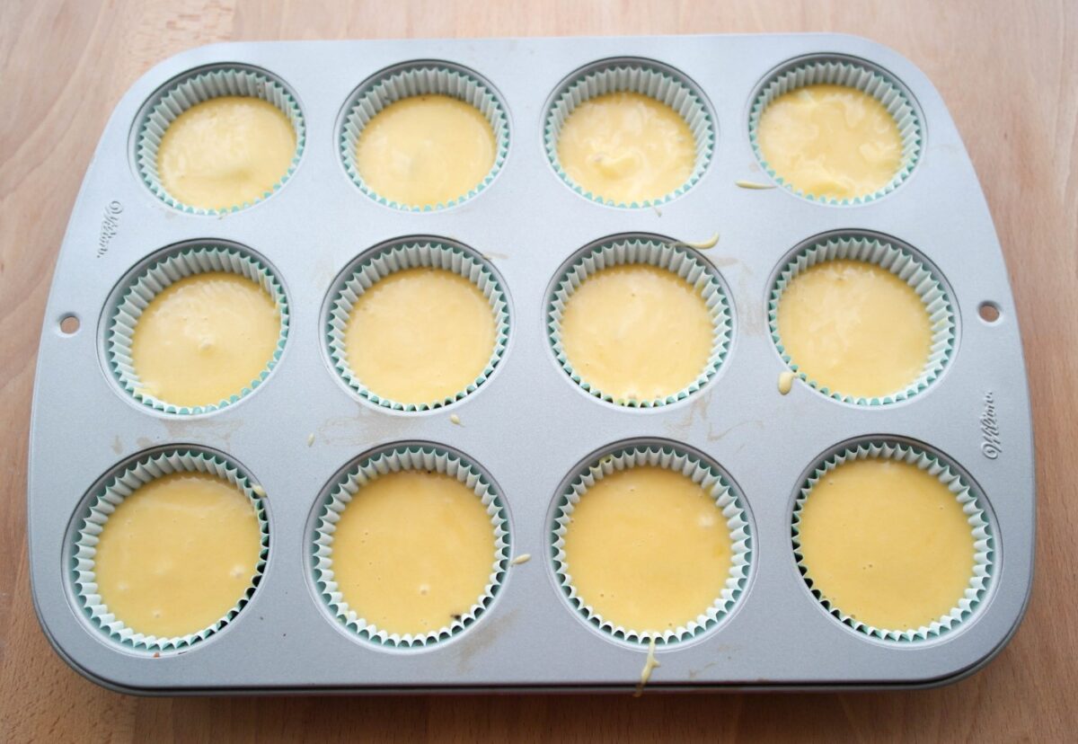 Magdalenas rellenas con varios rellenos. Un postre muy sencillo