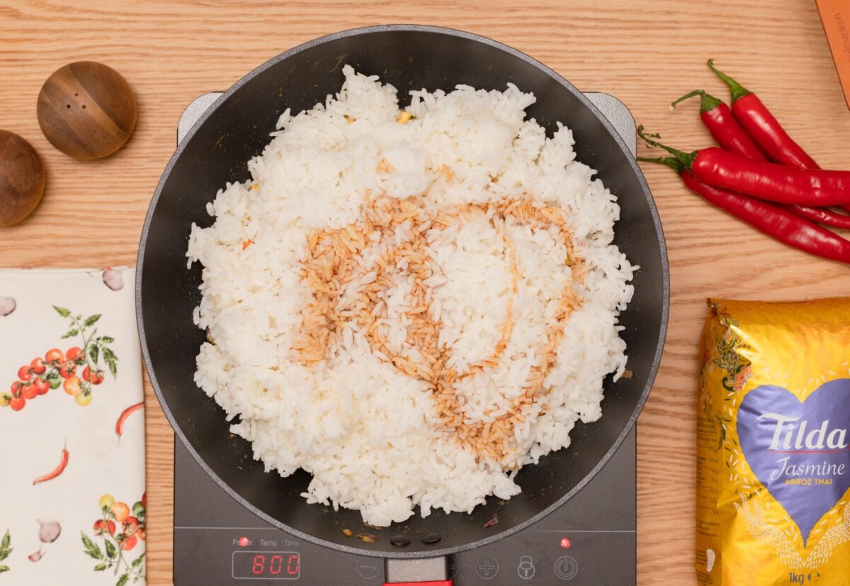 Nasi Goreng. Delicioso plato de arroz frito indonesio