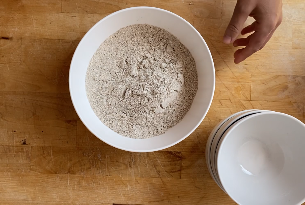 Pan integral con chocolate y avellanas paso a paso