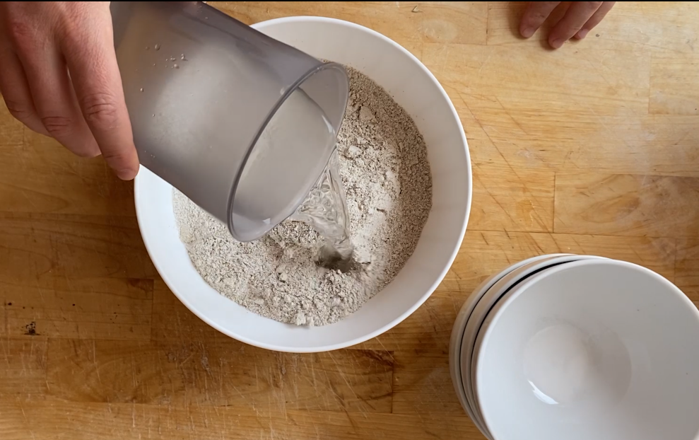 Pan integral con chocolate y avellanas paso a paso
