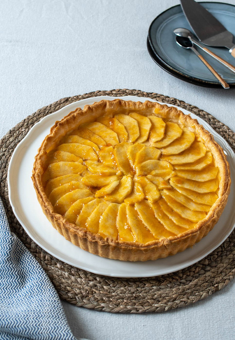 Tarta de manzana con crema pastelera. Una receta paso a paso
