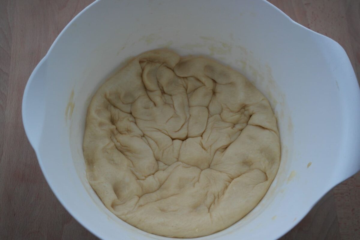bollos de leche o suizos paso 9