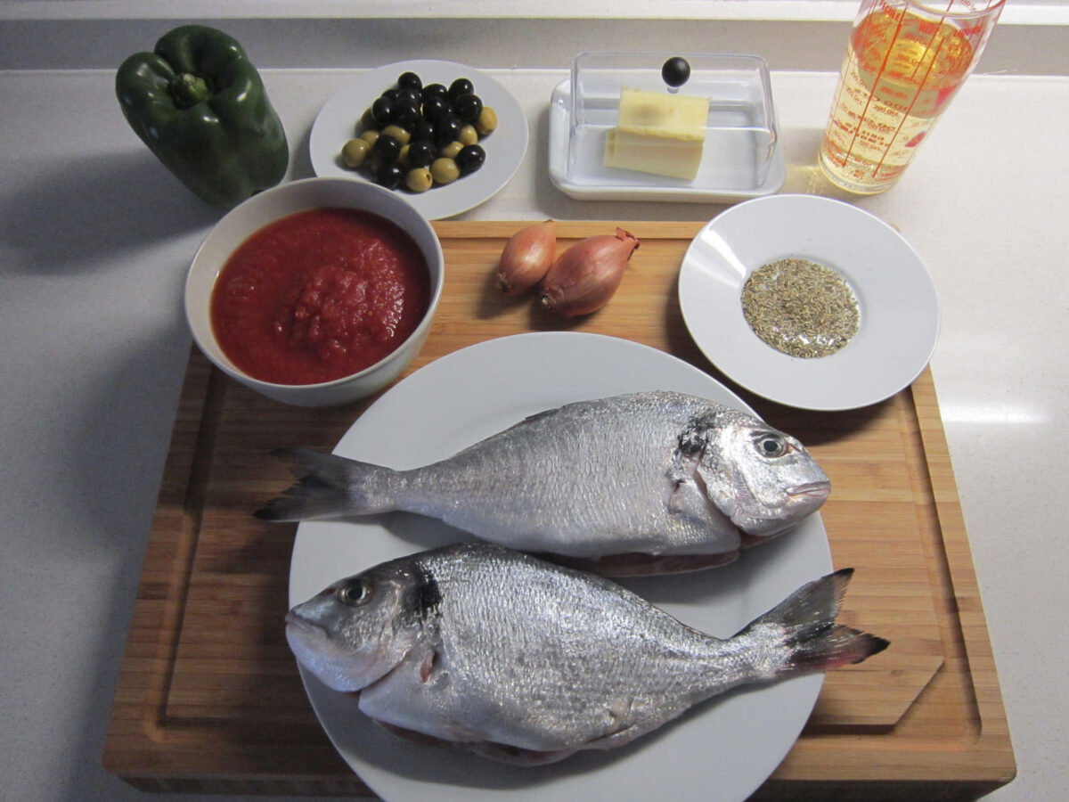 dorada al horno en salsa de aceitunas paso 1