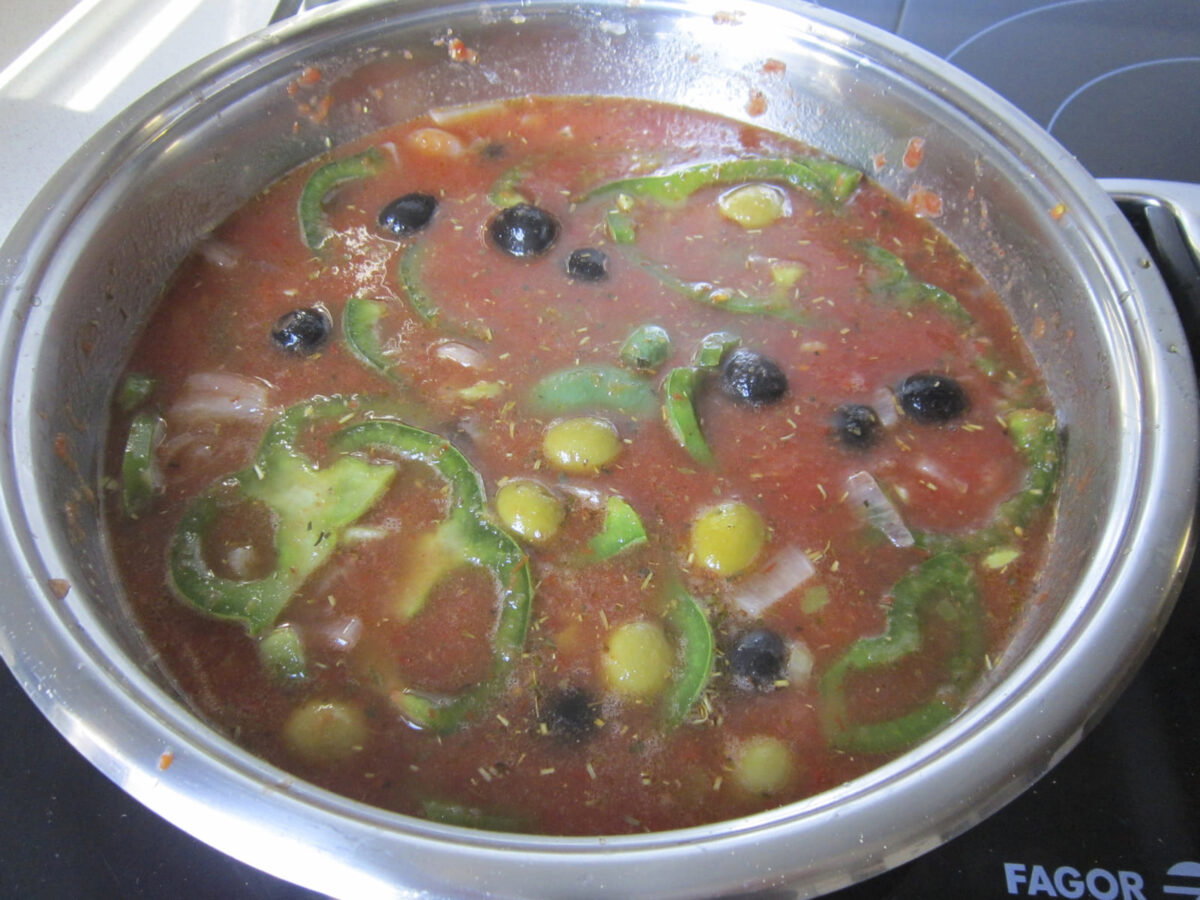 dorada al horno en salsa de aceitunas paso 19