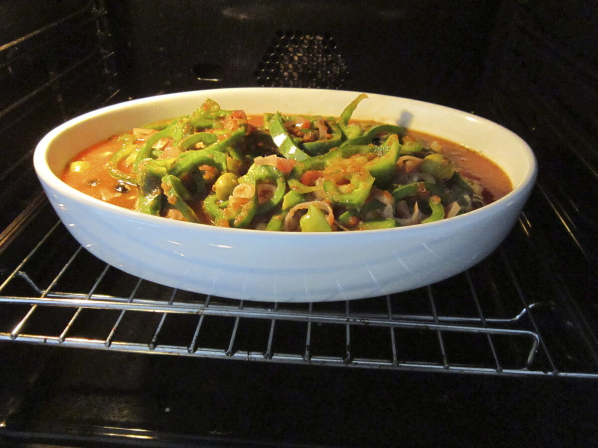 dorada al horno en salsa de aceitunas paso 22