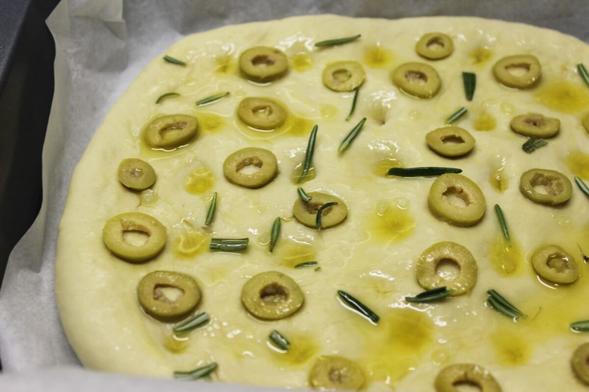 focaccia aceitunas paso 15