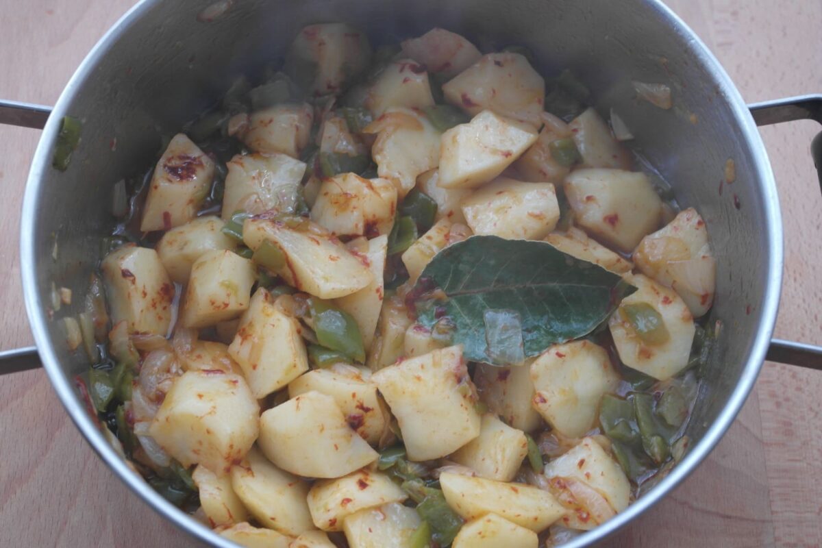 marmitako de salmón paso 14