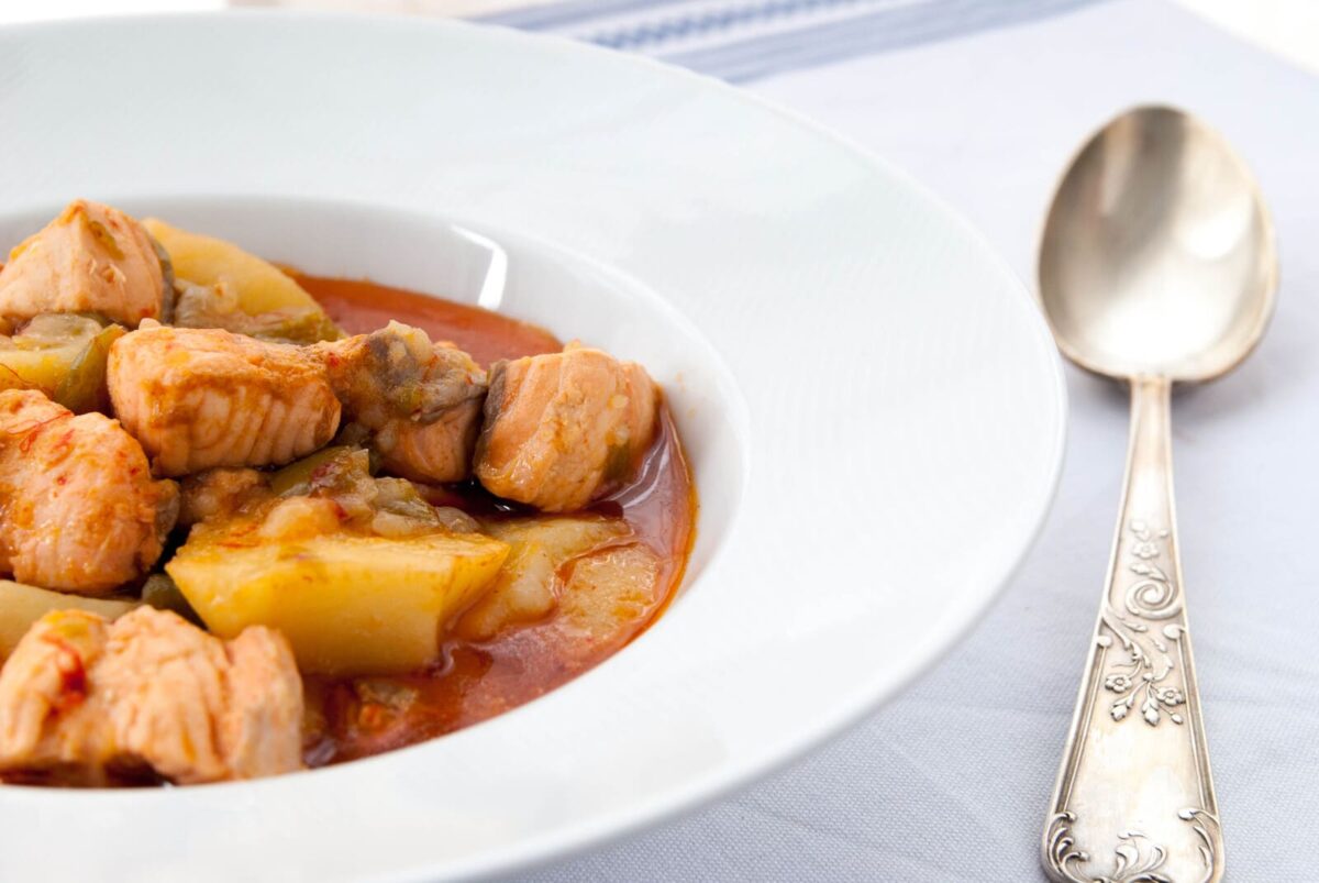 marmitako de salmón paso 19