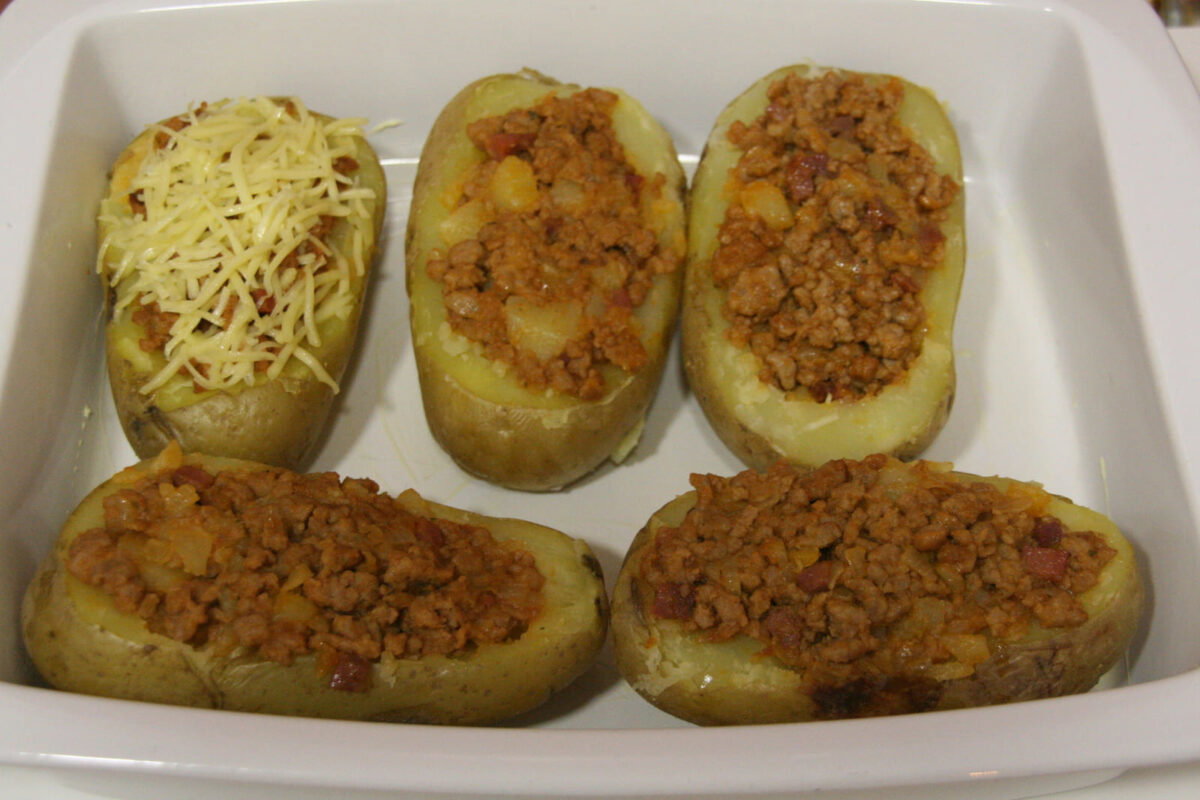 patatas asadas y rellenas paso 17